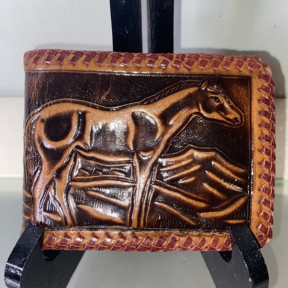 Vintage Tooled Leather Horse & Barn Country Western Wallet Billfold - Picture 2 of 16